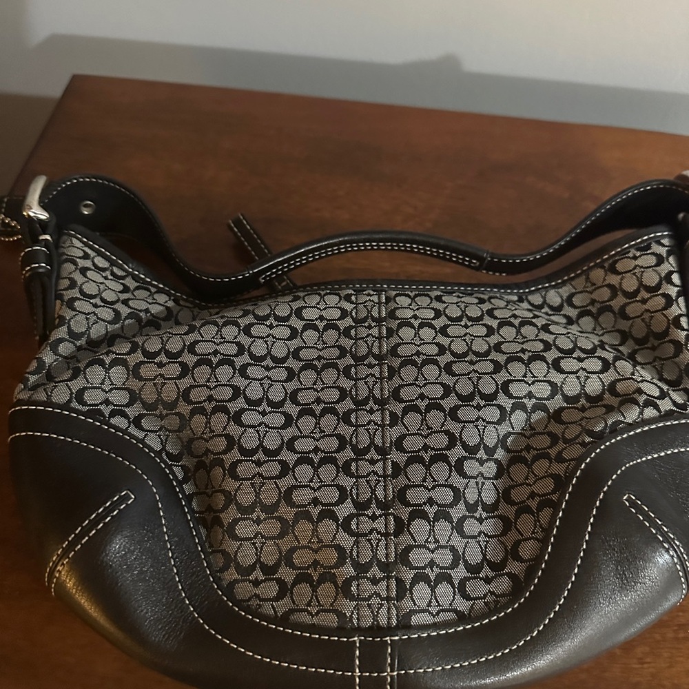 Coach purse with bag